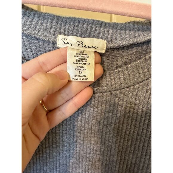 Tea, Please Grey Sequined Short Sleeve Shirt Women's Size 3X - Picture 4 of 9